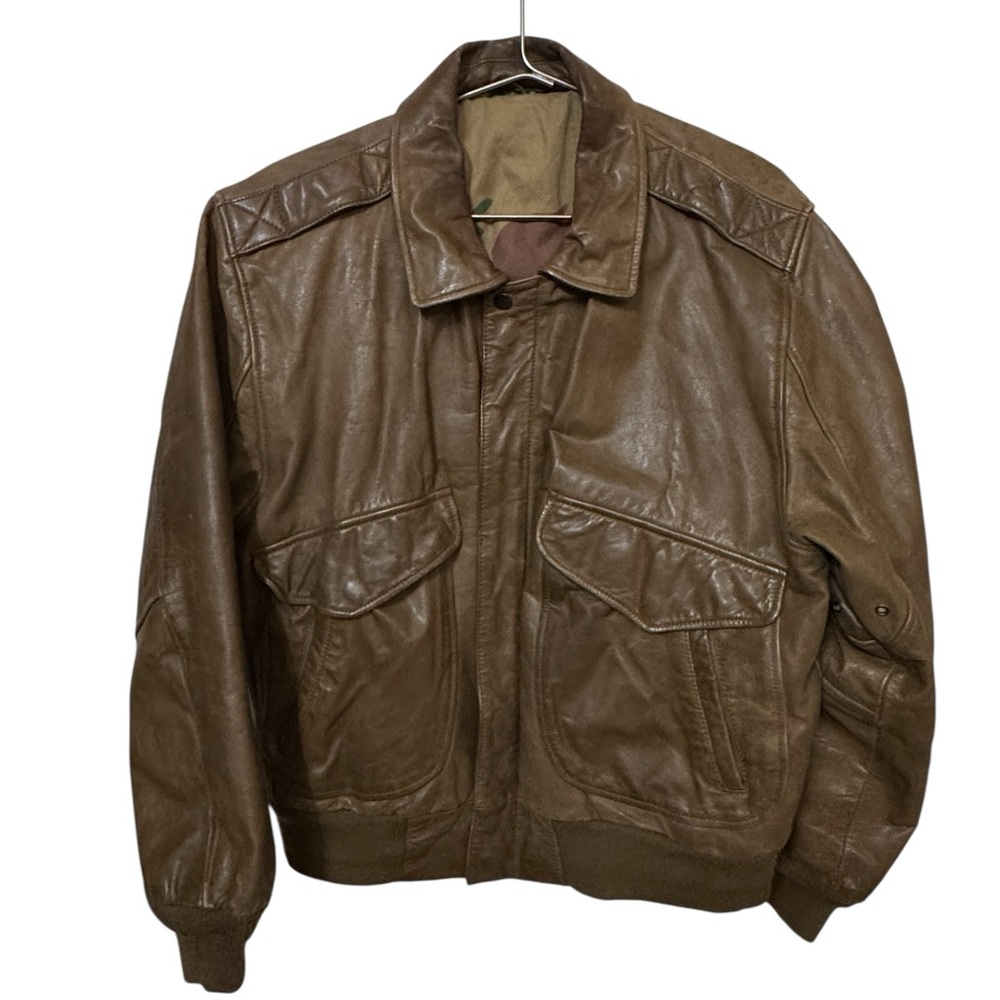 Vintage Men's 42R Brown Leather Aged Hunt Club Bomber Flight Jacket